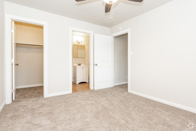 Sunset Village Apartments - West Sacramento, CA | ForRent.com