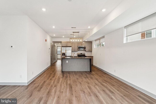 Photo - 419 W Berks St Apartment Unit 2