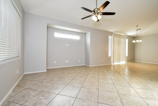 3521 Midnight Mist Ct
