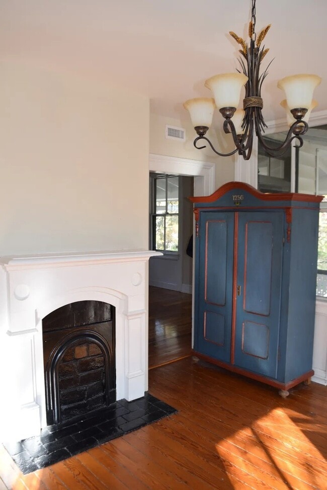 Photo - 2052 Buford Rd Unit 2B