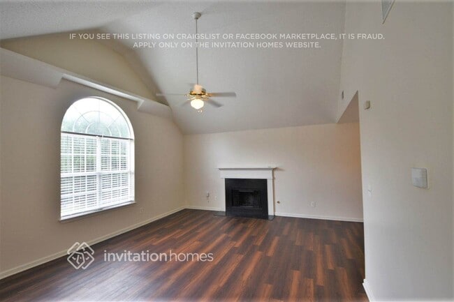 Photo - 464 Gresham Dr