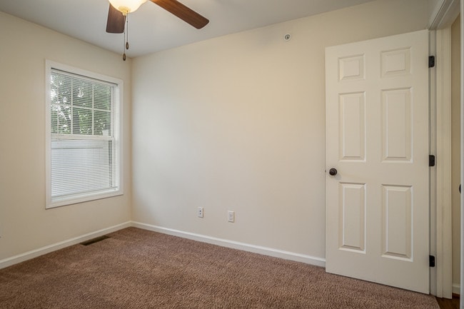 Photo - 403 W Broad St Unit 31