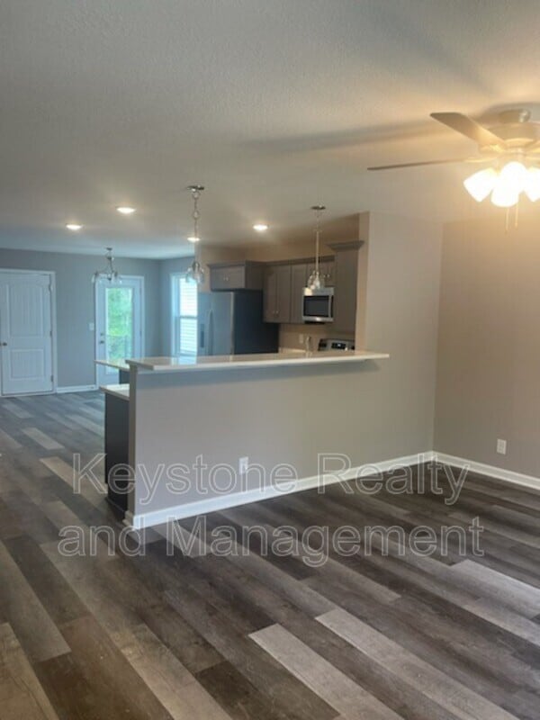Photo - 718 Perkins Ave