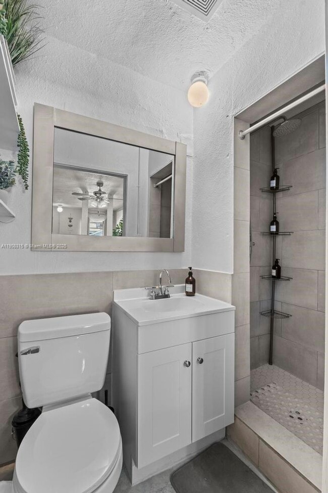 Photo - 12101 Everglades St Unit 7