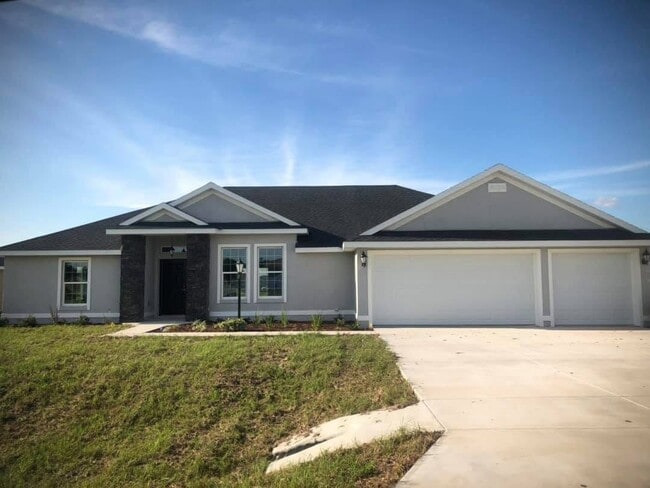 Building Photo - 5033 SW 97th Ln Rental