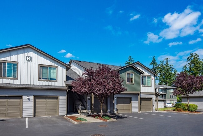 Four Lakes Apartment Homes