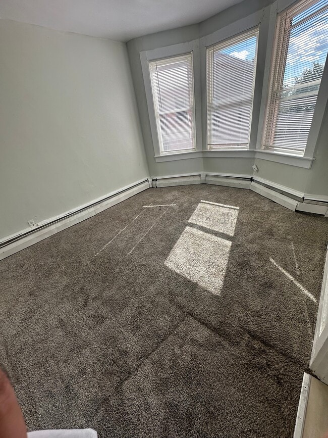 50 Knox St Unit 8