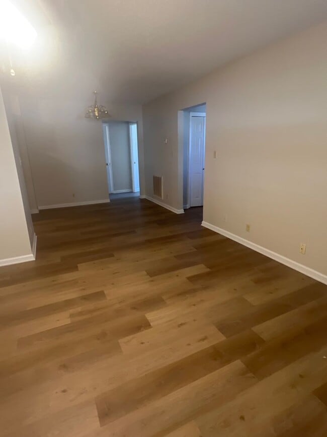 Photo - 69-71 Summerfield Rd Unidad 71 Summerfield Rd