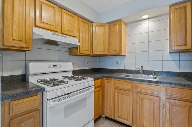Photo - 431 7th St Unit #1