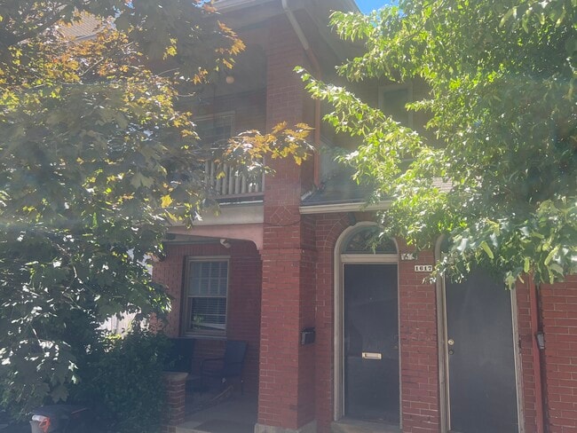 Building Photo - 1613 Buena Vista St Unit 1613 Buena Vista St