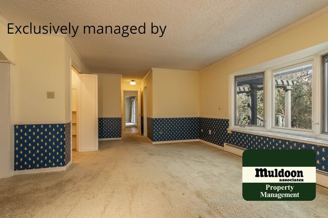 Photo - Beautiful 3 bedroom home with two car garage in Old Broadmoor