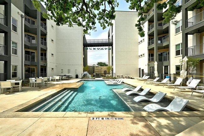 Photo - 4801 Springdale Rd Unit 2010
