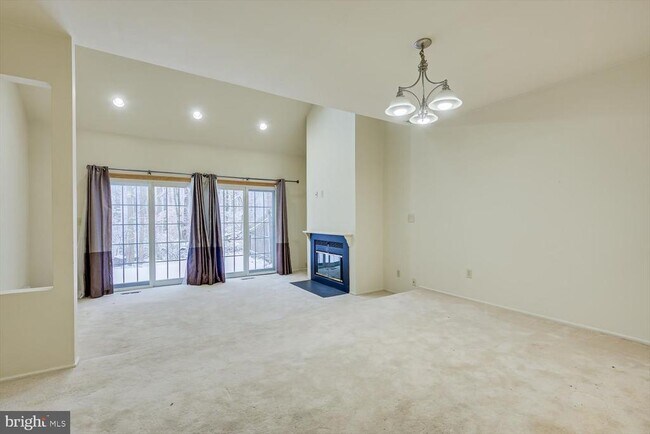 Photo - 112 Appletree Ct