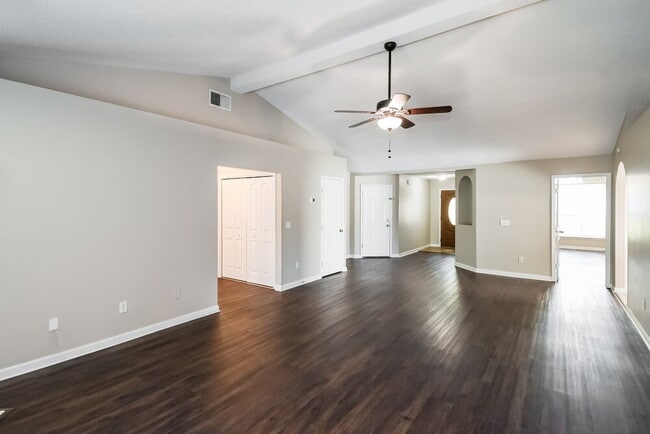 Photo - 8217 Glasgow Ct