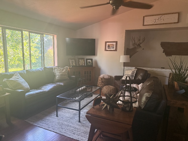 223 Kara Dr
