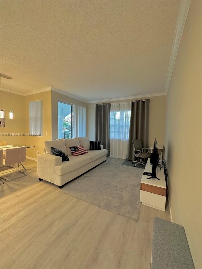 Photo - 3155 NE 184th St Unit 8201