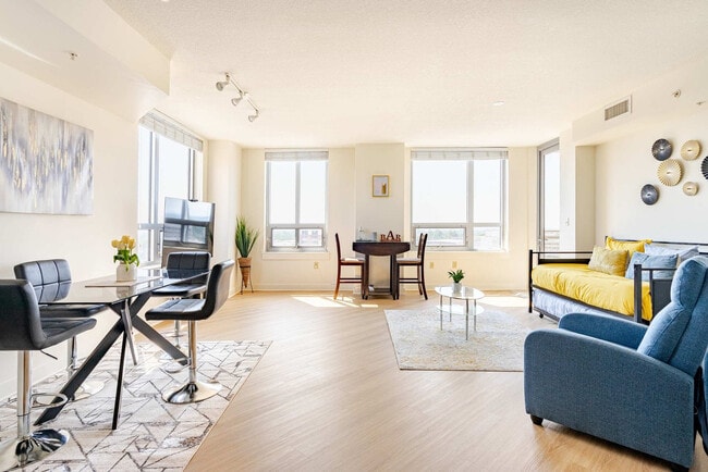 Photo - 1133 East-West Hwy Unidad ID1461660P