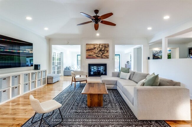 Photo - 7350 Fieldgate Dr