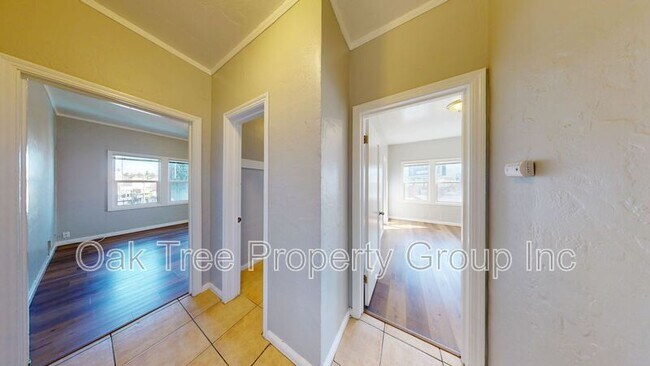 Photo - 2451 Seminary Ave