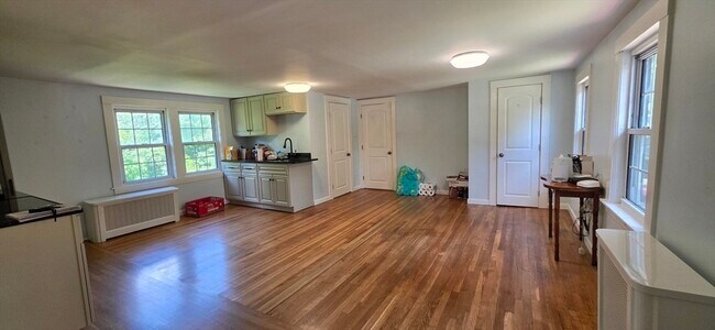Photo - 30 Torrey Rd Unit 2