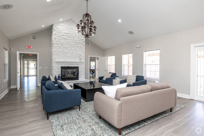 Oficina de arrendamiento - Maple Grove Villas