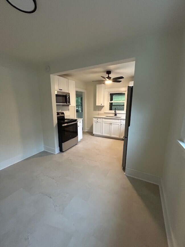 408 Orchard Dr