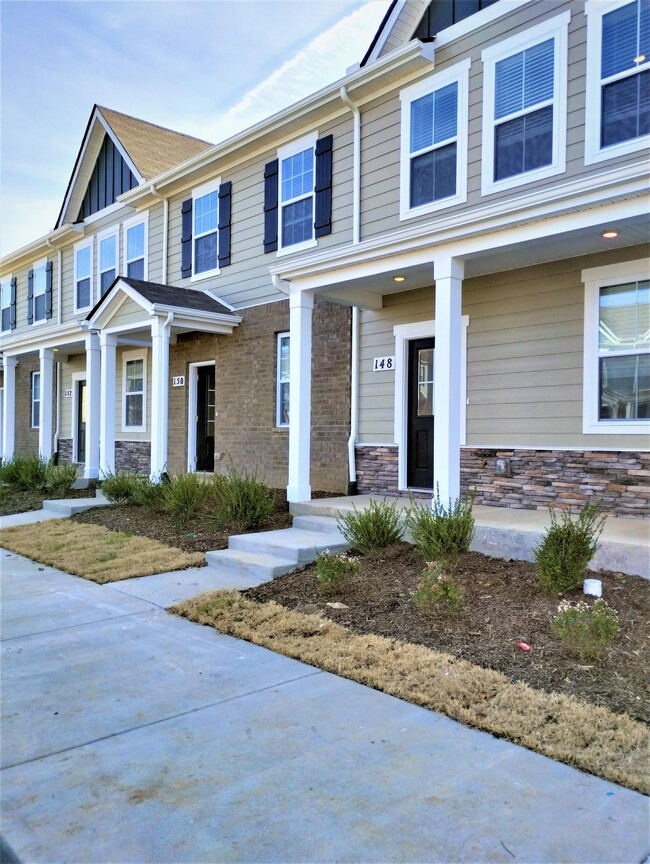 Photo - 150 Cecil Rd Townhome