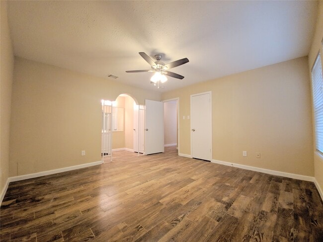 Building Photo - 4410 Dawn Creek Ln