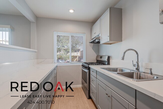 Photo - 825 Westbourne Dr Unidad 5