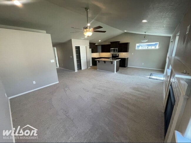 Photo - 6113 Judd Ave