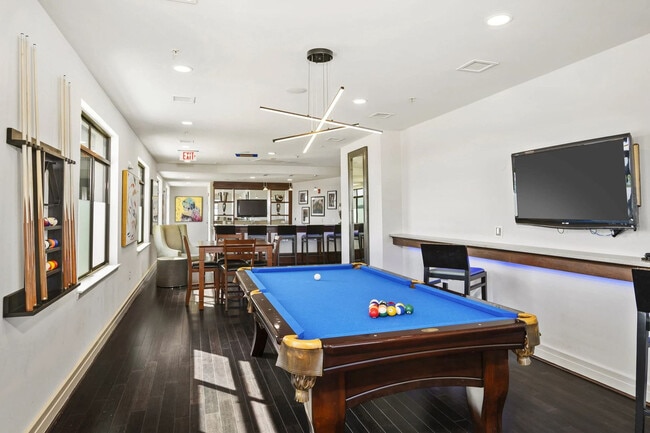 Photo - 305 10th Street South Unidad FL1-ID1048676P