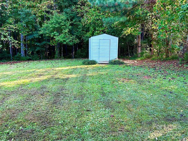 Photo - 5589 Wrenn Dr