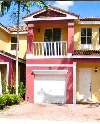 Photo - 2227 Shoma Dr House