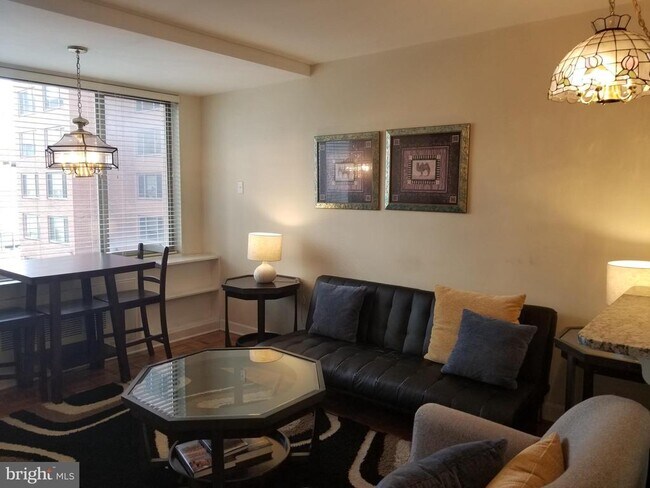 Photo - 1121 Arlington Blvd Unit 328