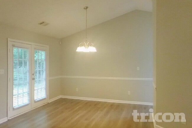 Photo - 104 Kimbell Farm Dr