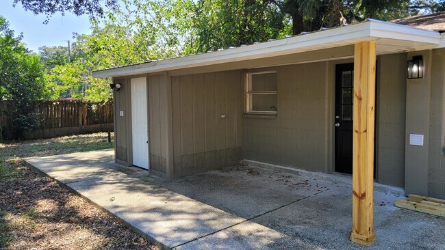 Photo - 12 Concordia Blvd