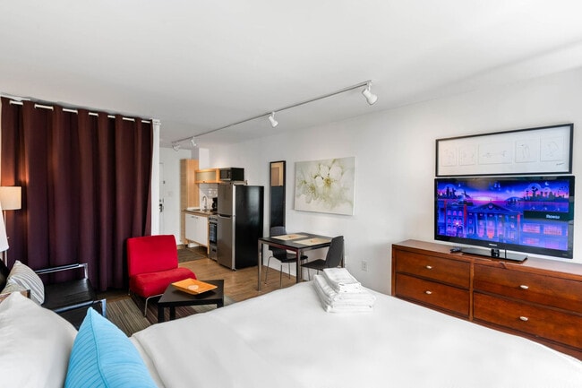 Building Photo - 47 5th St NW Unit ID1226662P