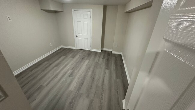 Building Photo - 81 Pandora Cir Unit 2