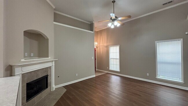 2634 Bending Elm Cove