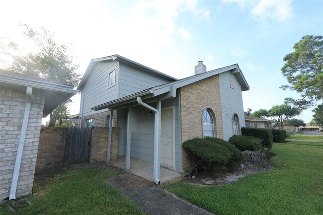 Photo - 6573 S Briar Bayou Dr
