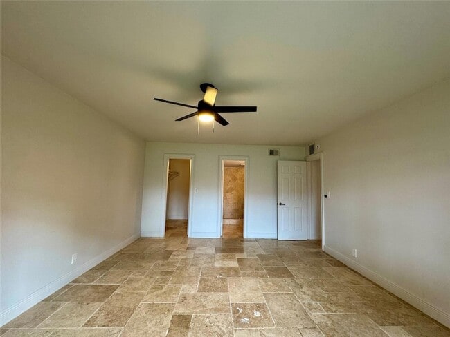Photo - 124 NE 19th Ct Apartment