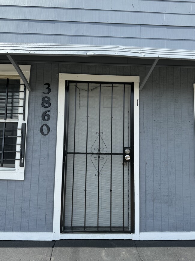 Photo - 3860 E 72nd St