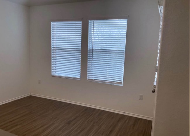 Photo - 146 Grissom Dr