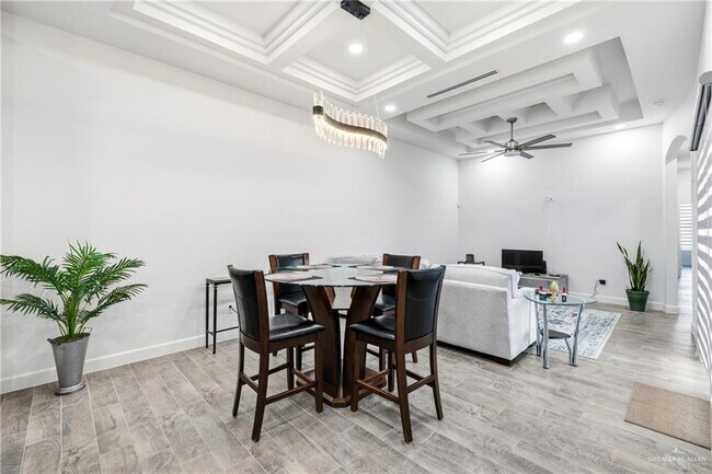 Photo - 18 S Marla Ct