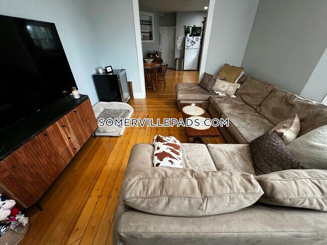 Photo - 39 Tennyson St. Unit 1A