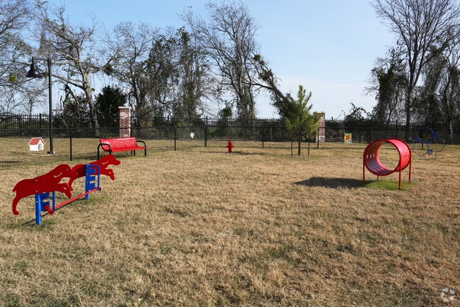 Pet Area - Tuscany Ranch Apartments