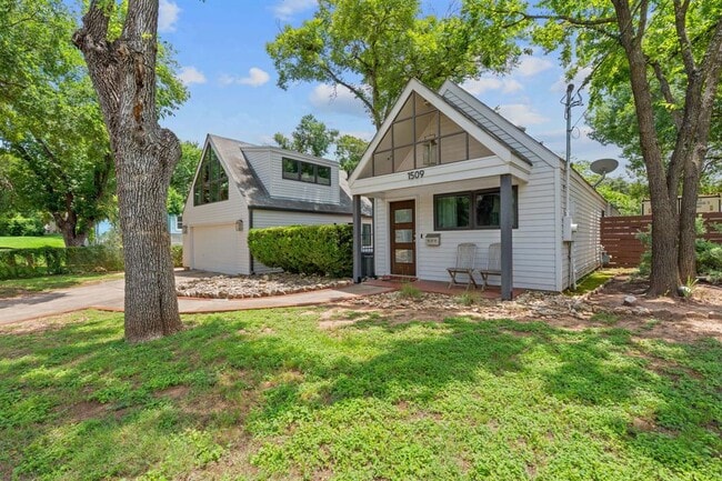 Photo - 1509 Juliet St