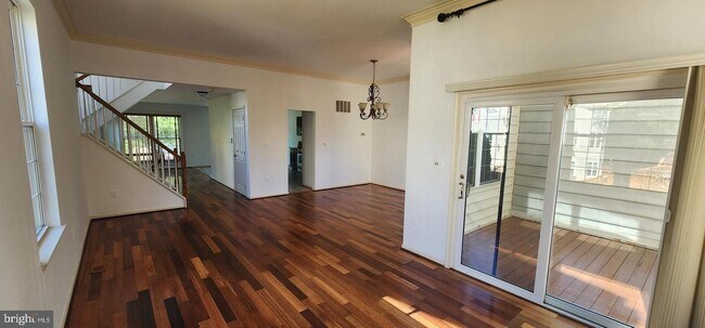 Photo - 20392 Ashcroft Terrace