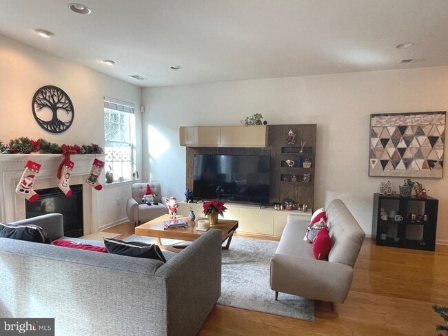 Photo - 57 Haddon Ct