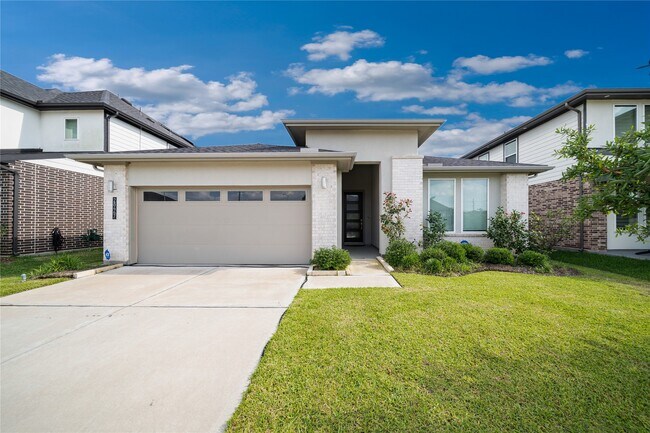 Photo - 28447 Halle Ray Dr